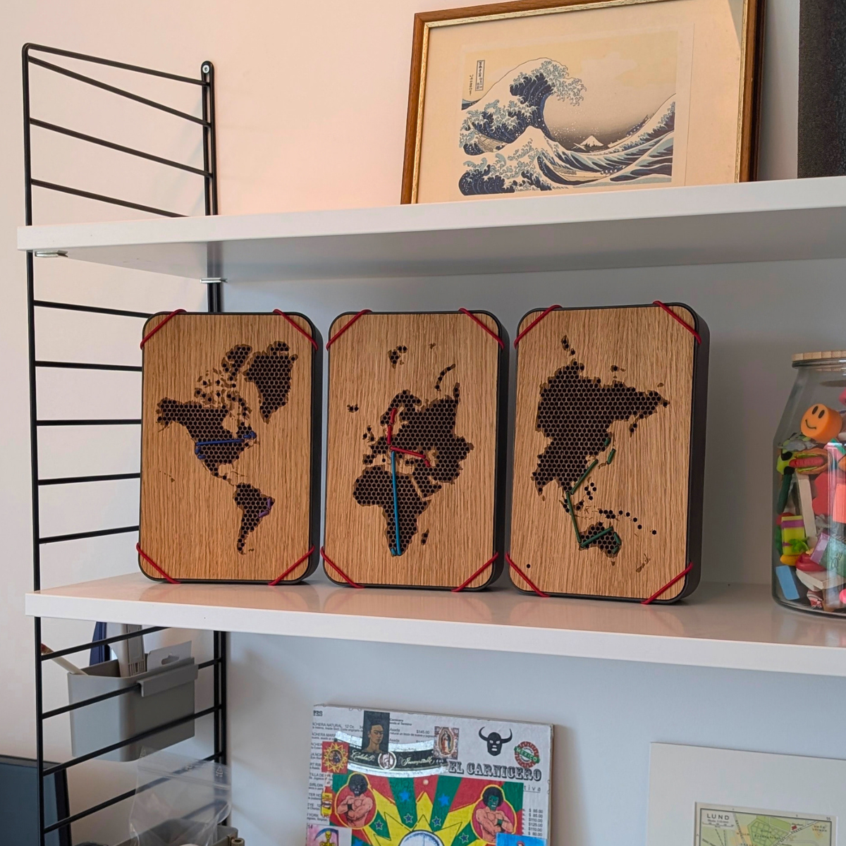 Erinnerungsbox für Reisen: Andenken, Souvenirs und Mitbringsel mit dem Weltkarte – 3er Set-Questlog aufbewahren. Wandschmuck, Dekoration und das perfekte Geschenk für Reiseliebhaber.