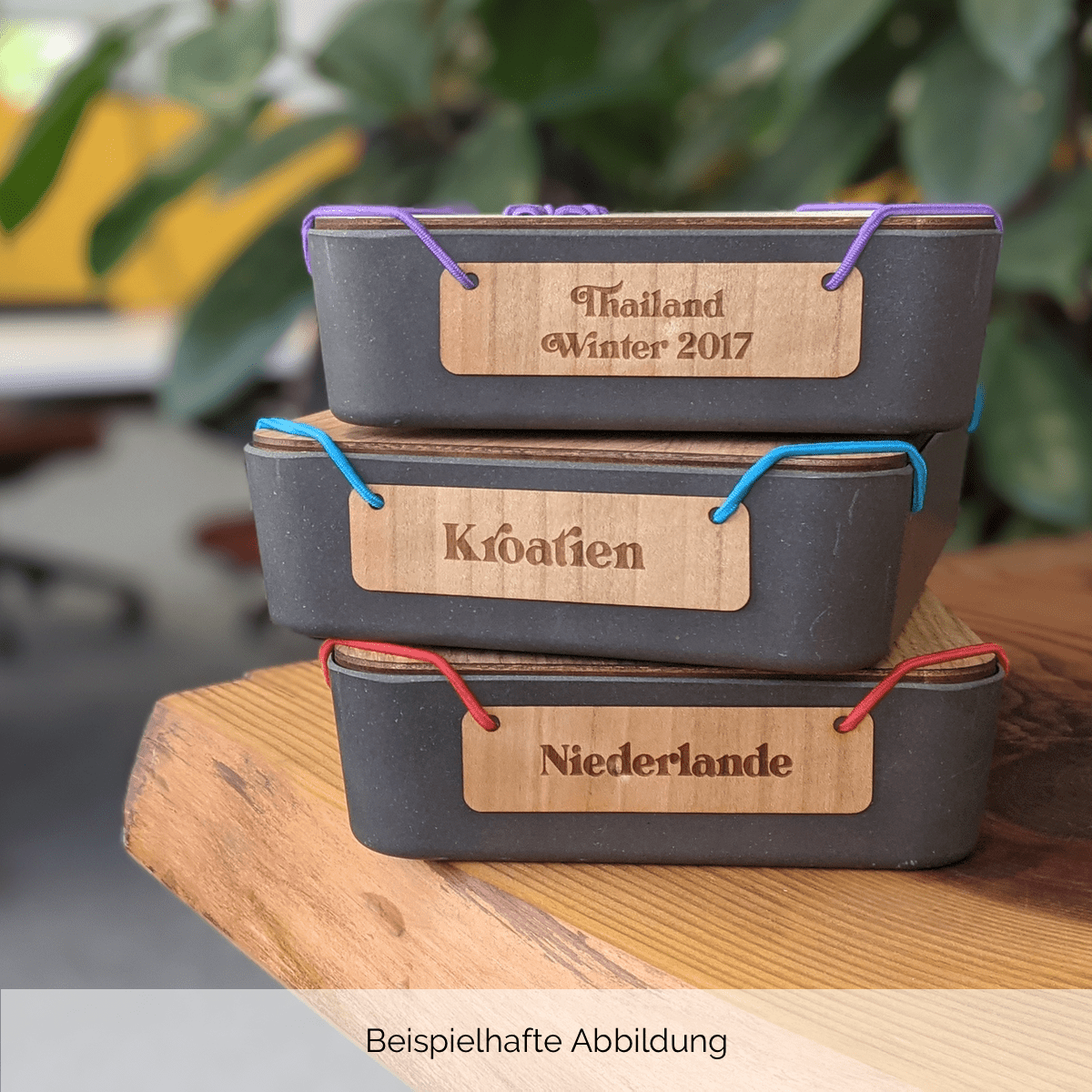 Andenken, Souvenirs und Mitbringsel mit dem Thailand Vietnam Kambodscha-Questlog aufbewahren. Wandschmuck, Dekoration und das perfekte Geschenk für Reiseliebhaber.